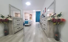 Egon Apartments